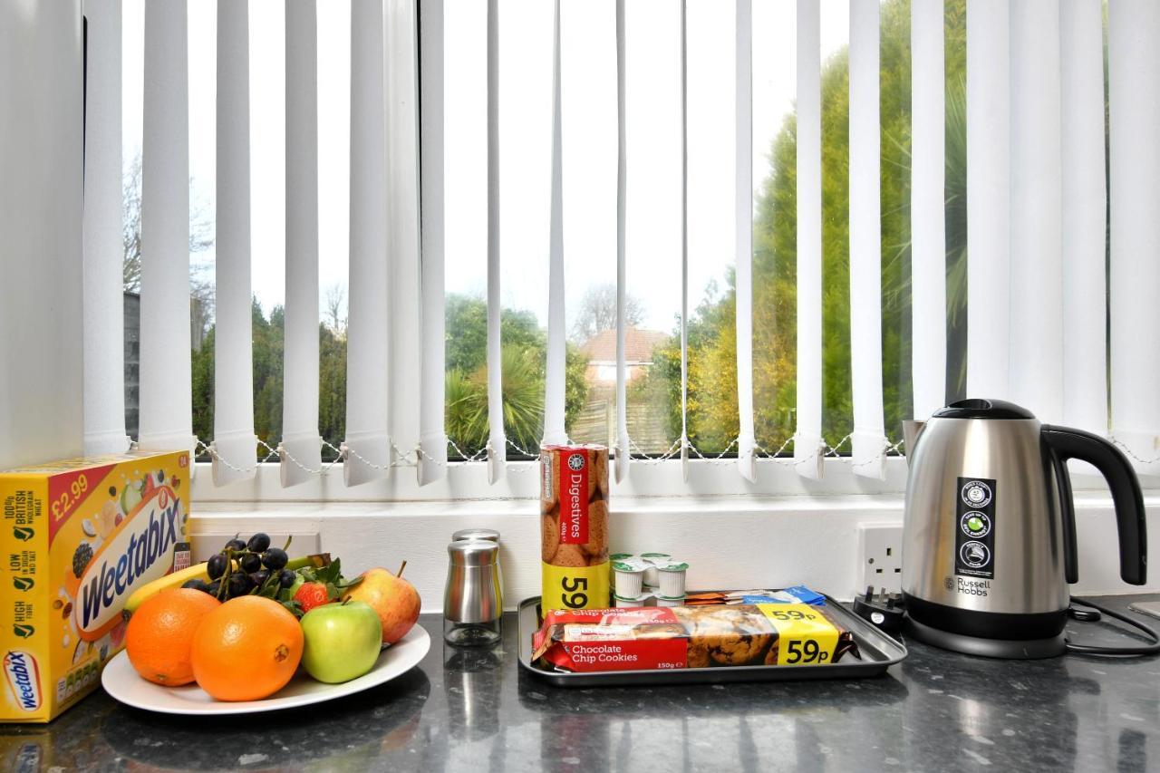 Xclusive Living Stay Near Airport & Nec, The Whitecroft Sheldon  Exterior foto